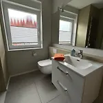 Haus Inselherz, Whg. Robbe 아파트 *